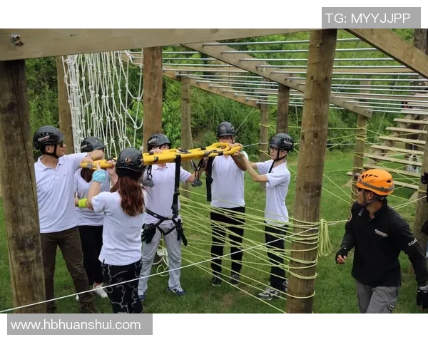 成都攀岩队配合变革引发热议探索新高度与团队精神的结合 成都攀岩队配合变革引发热议探索新高度与团队精神的结合